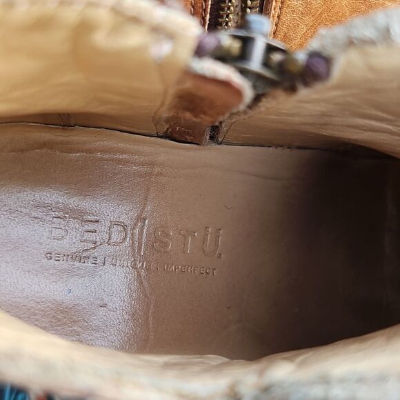 Bed Stu Yell Tan Distressed Leather Ankle Boots Size 6 - Picture 4 of 8